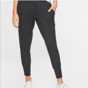 ATHLETA Breathe Jogger Pants - Dark Heather Gray - Large Tall